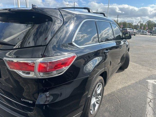 used 2016 Toyota Highlander car, priced at $21,691