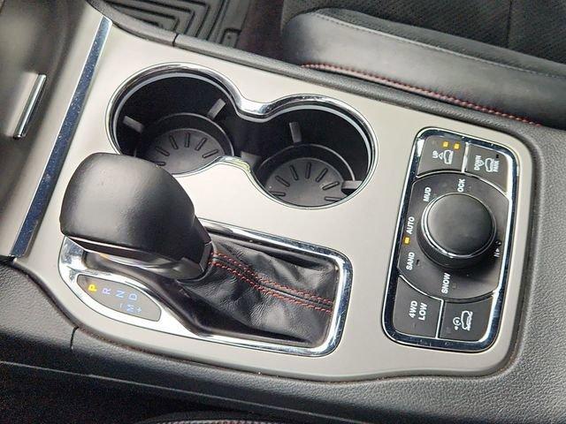 used 2017 Jeep Grand Cherokee car, priced at $17,992