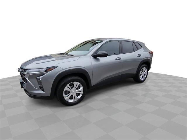 used 2024 Chevrolet Trax car, priced at $18,992