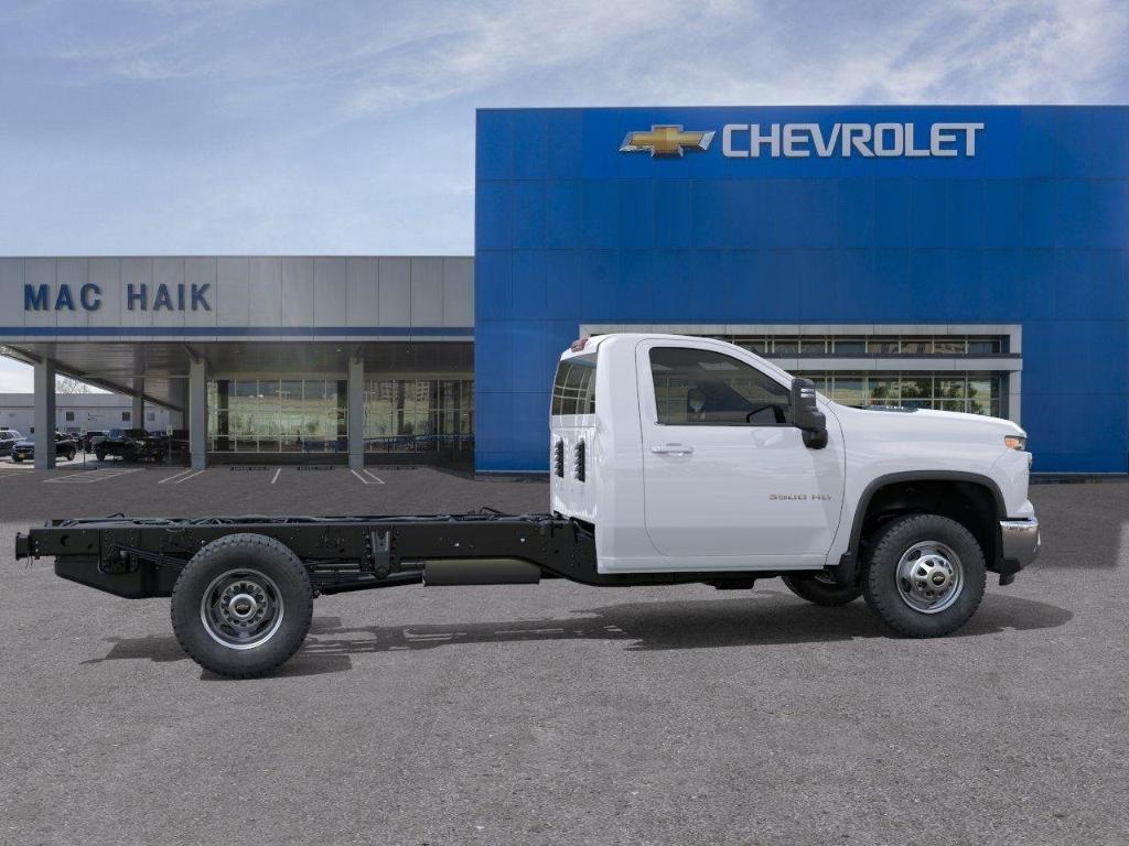 new 2026 Chevrolet Silverado 3500 car, priced at $56,618
