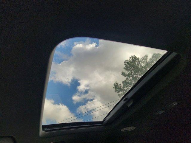 used 2023 Chevrolet Traverse car, priced at $33,594