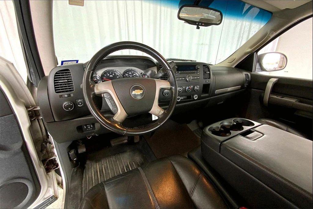 used 2009 Chevrolet Silverado 2500 car, priced at $14,369