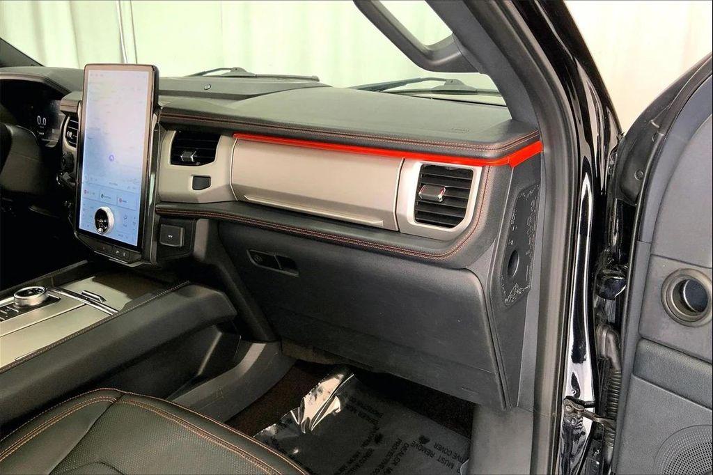used 2023 Ford Expedition car, priced at $46,892