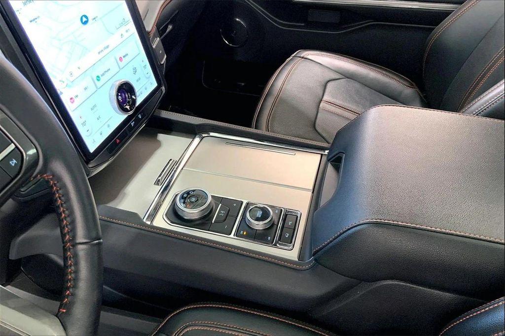 used 2023 Ford Expedition car, priced at $46,892