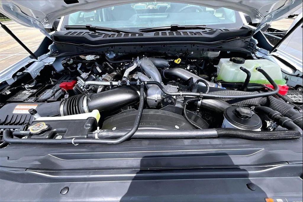 new 2025 Ford F-450 car, priced at $66,371