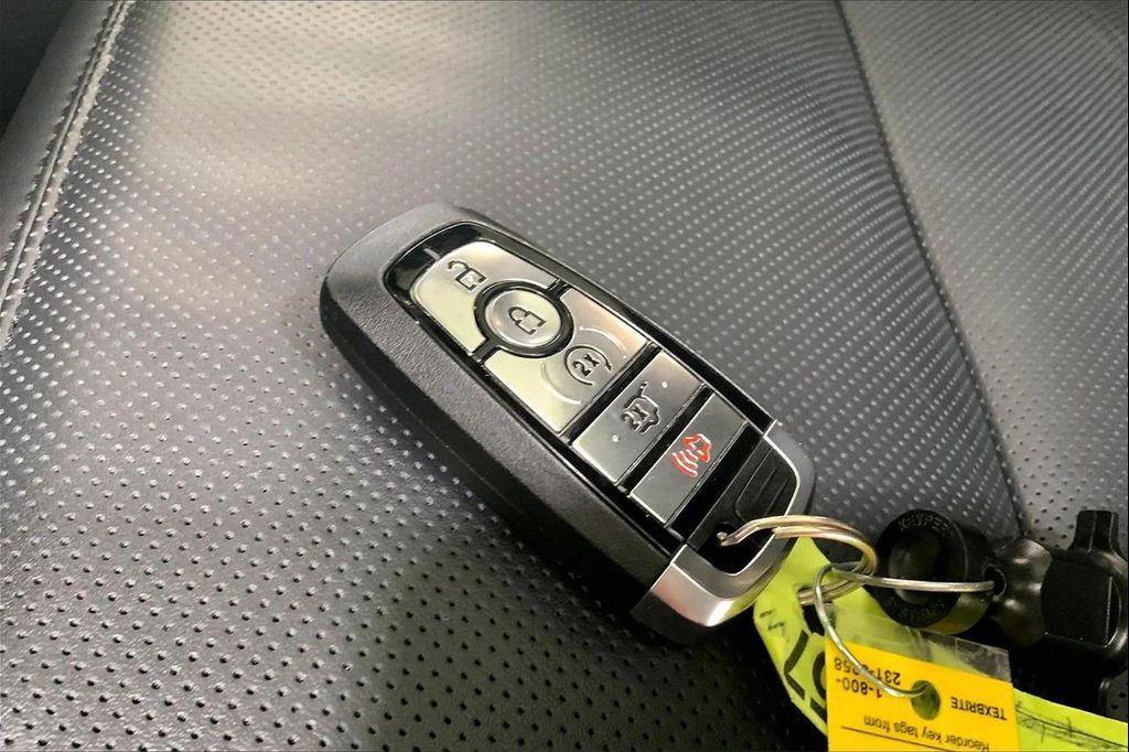 used 2025 Ford Expedition car, priced at $74,992