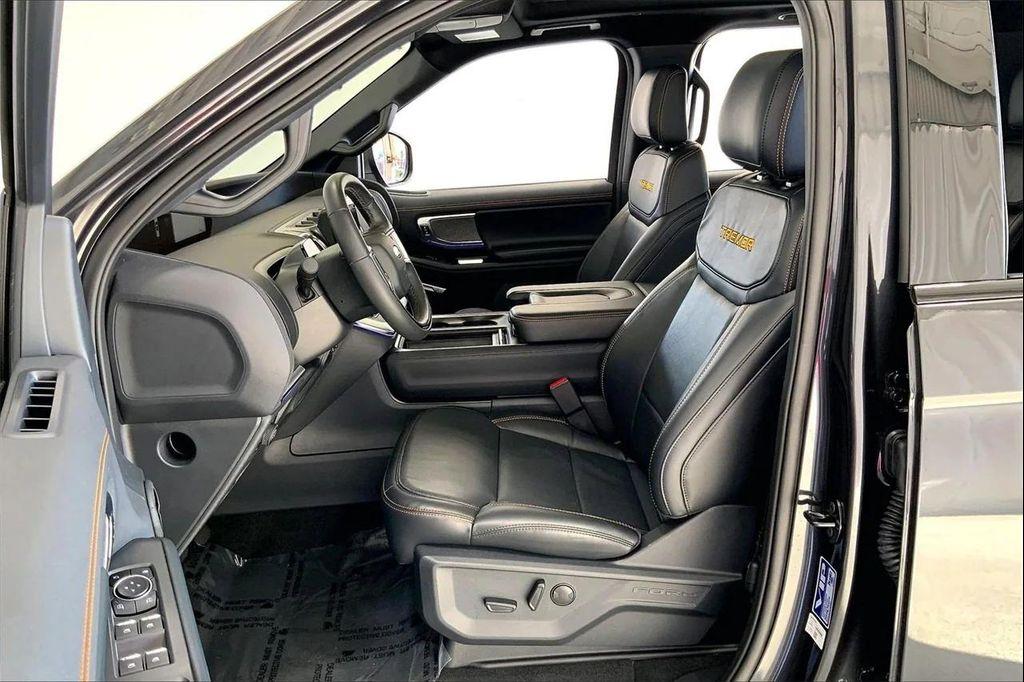 used 2025 Ford Expedition car, priced at $74,992