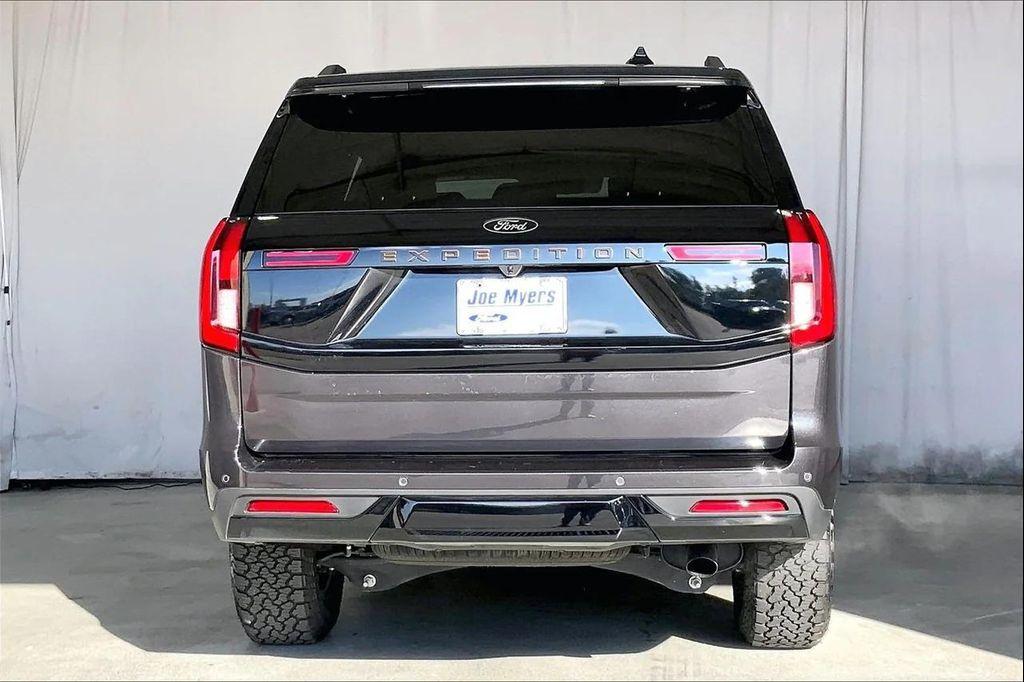 used 2025 Ford Expedition car, priced at $74,992