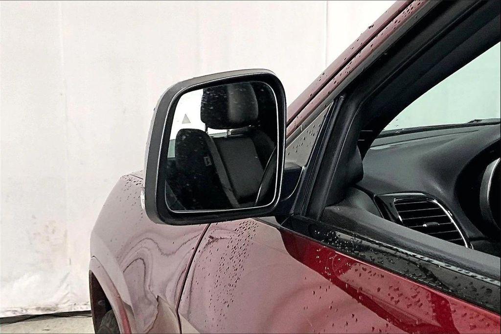 used 2021 Jeep Grand Cherokee car, priced at $26,391