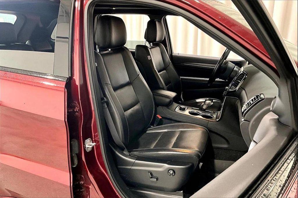 used 2021 Jeep Grand Cherokee car, priced at $26,391