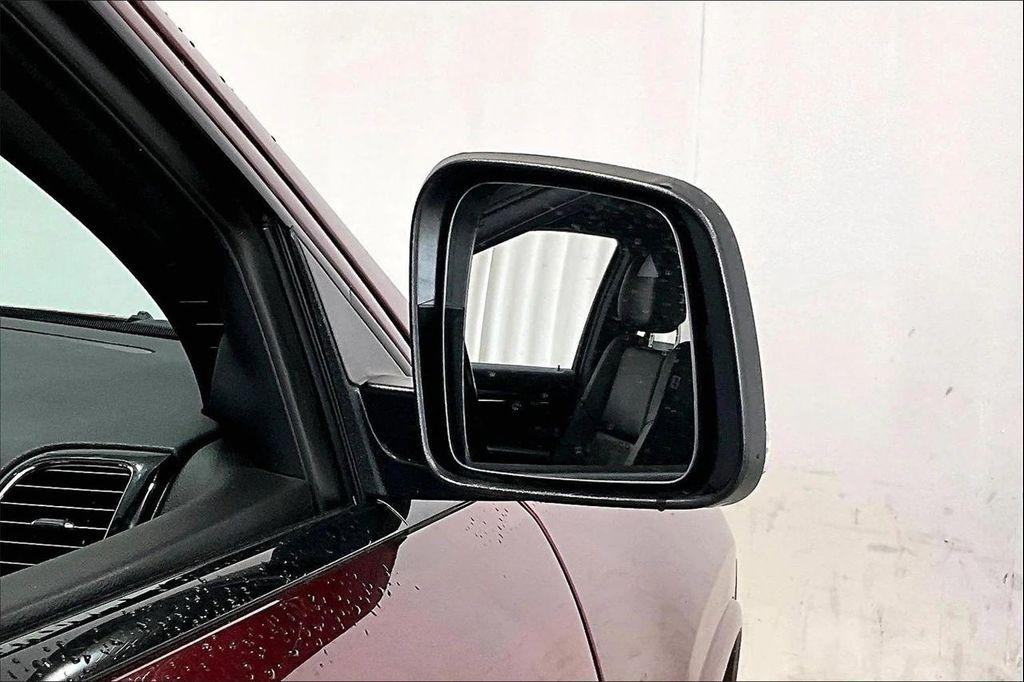 used 2021 Jeep Grand Cherokee car, priced at $26,391