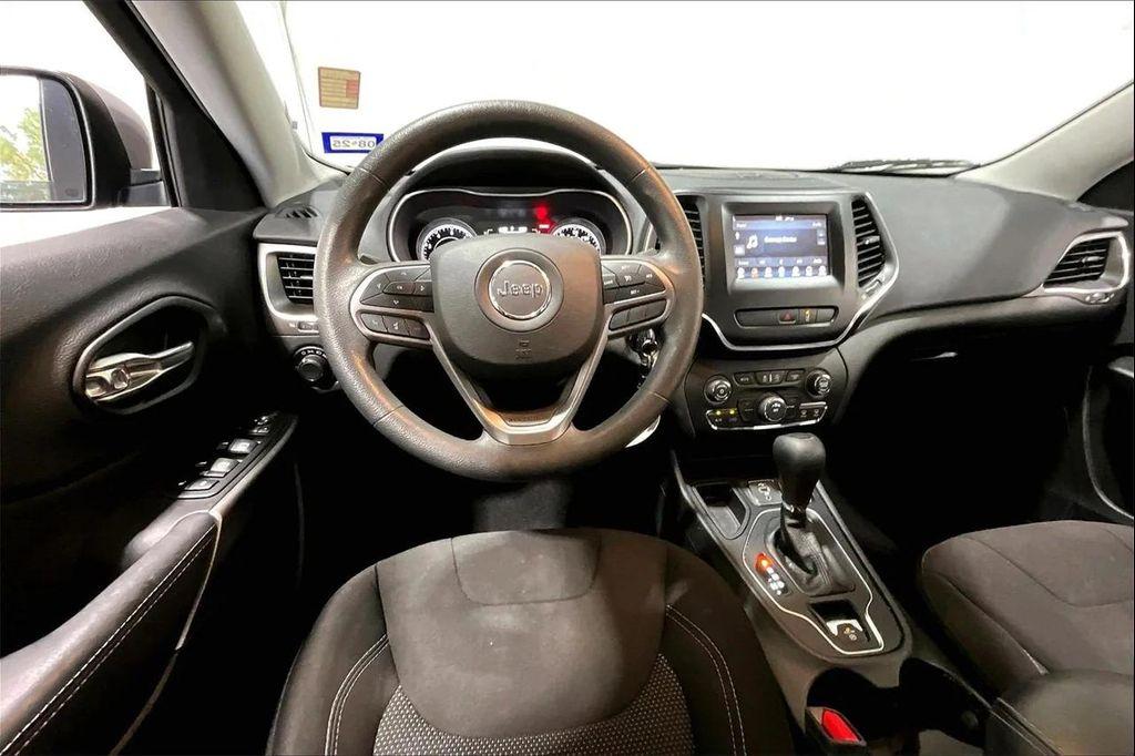 used 2021 Jeep Cherokee car, priced at $17,991