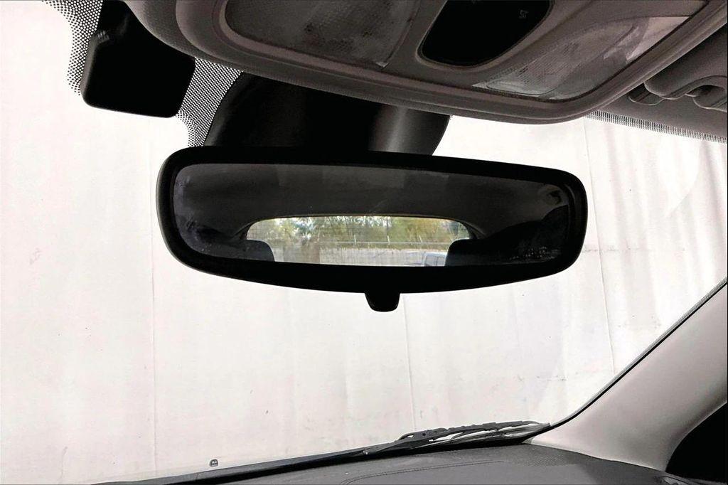 used 2021 Jeep Cherokee car, priced at $17,991