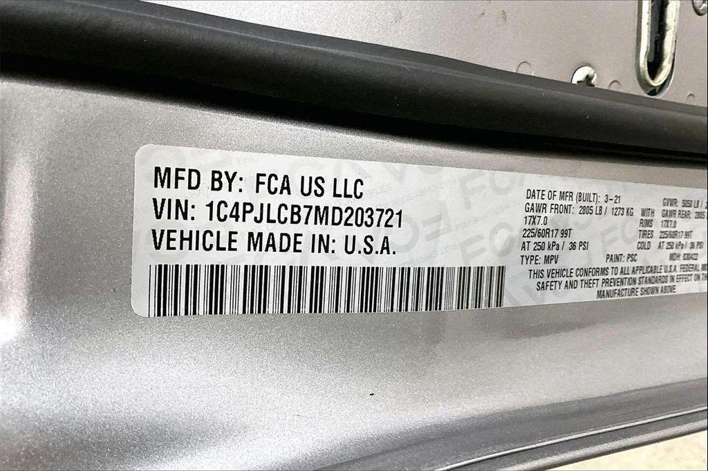 used 2021 Jeep Cherokee car, priced at $17,991