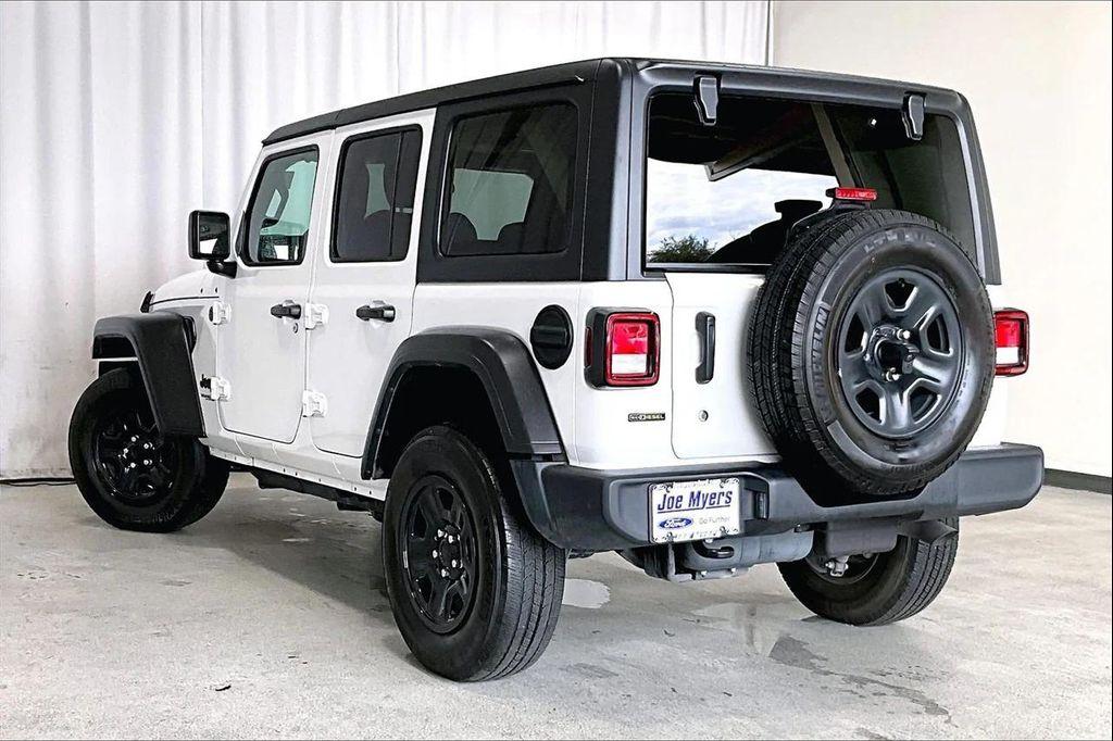 used 2022 Jeep Wrangler Unlimited car, priced at $23,995