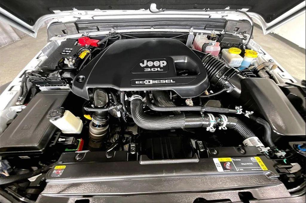 used 2022 Jeep Wrangler Unlimited car, priced at $23,995