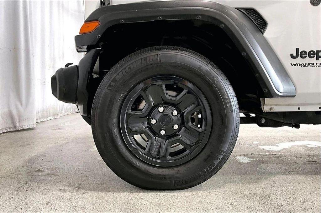 used 2022 Jeep Wrangler Unlimited car, priced at $23,995