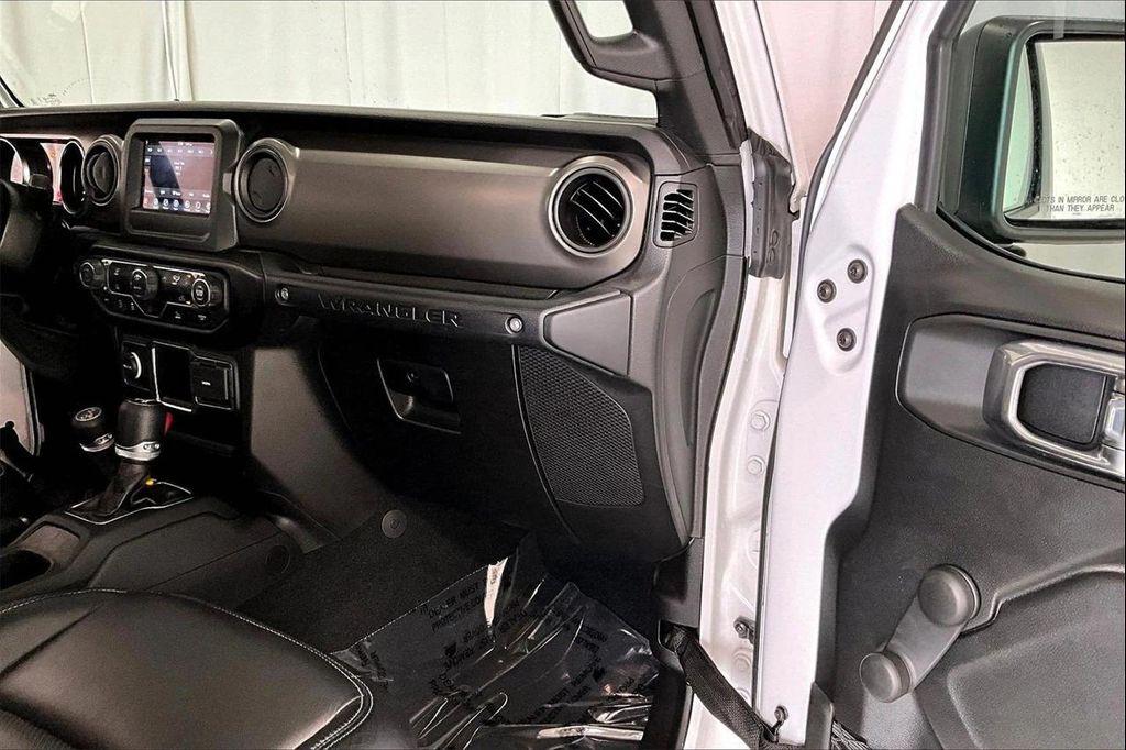 used 2022 Jeep Wrangler Unlimited car, priced at $23,995