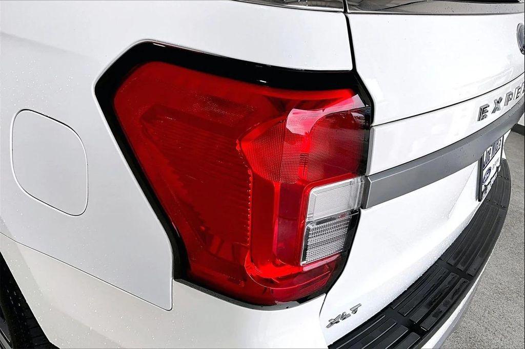 used 2023 Ford Expedition car, priced at $43,991