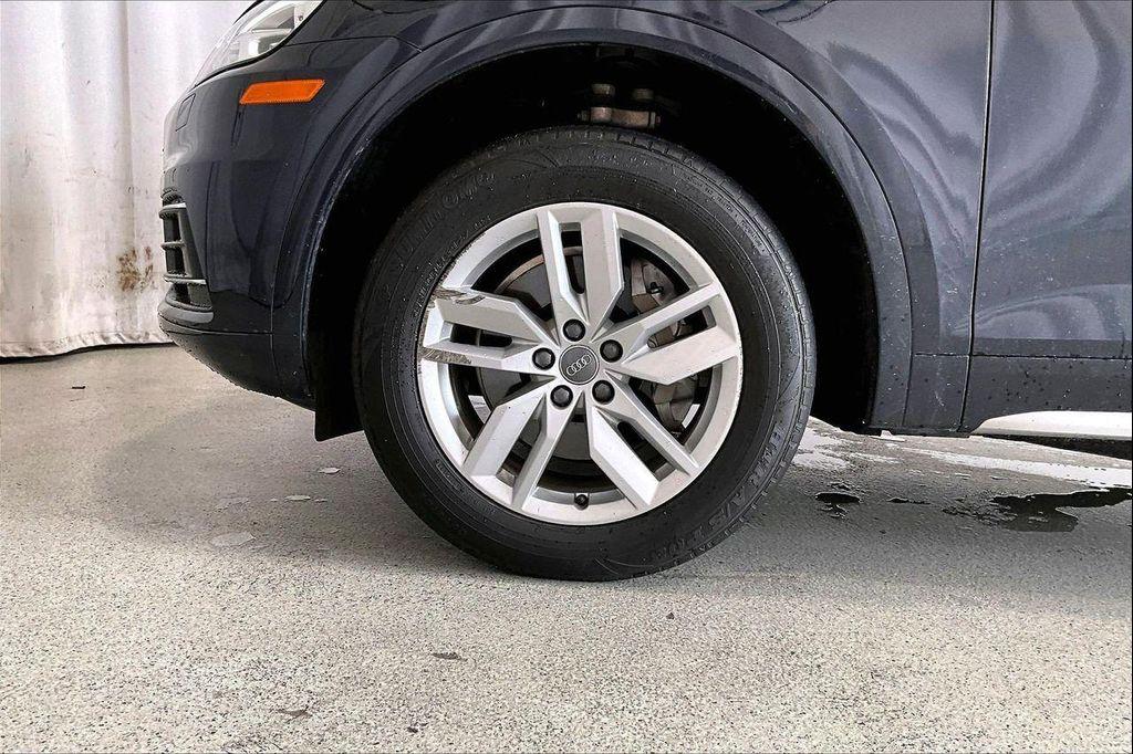 used 2020 Audi Q5 car, priced at $19,492