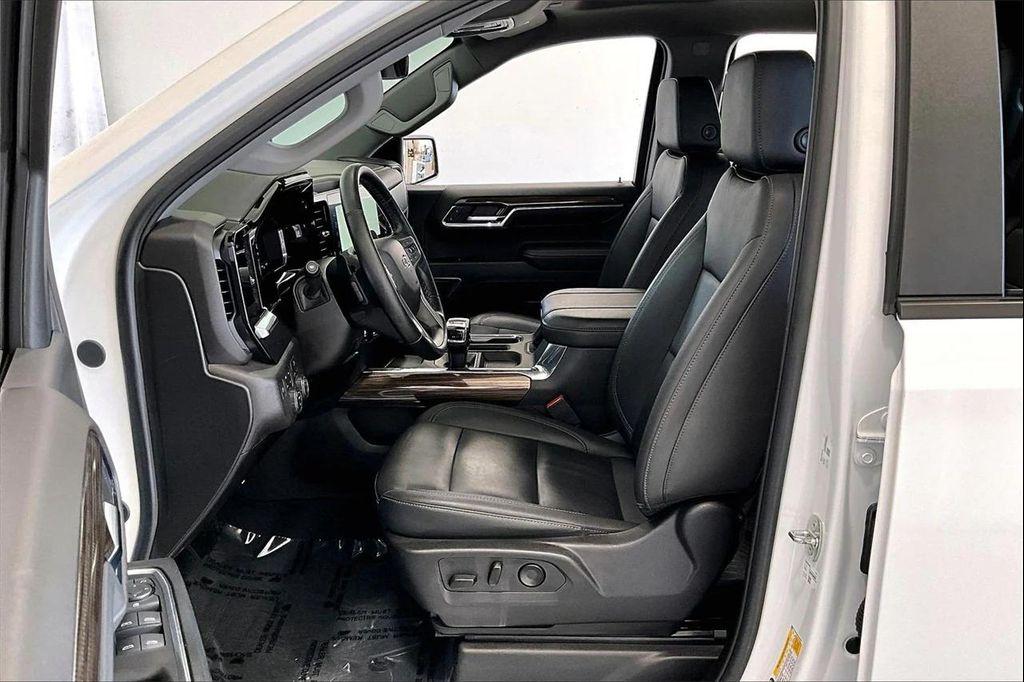 used 2024 Chevrolet Silverado 1500 car, priced at $44,492