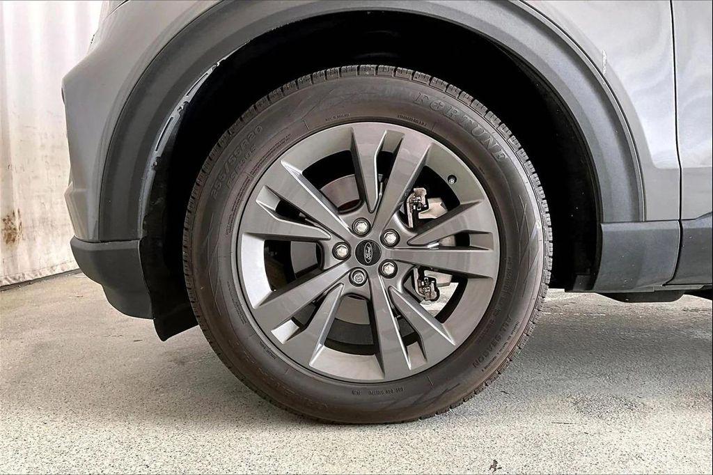 used 2021 Ford Explorer car, priced at $20,991