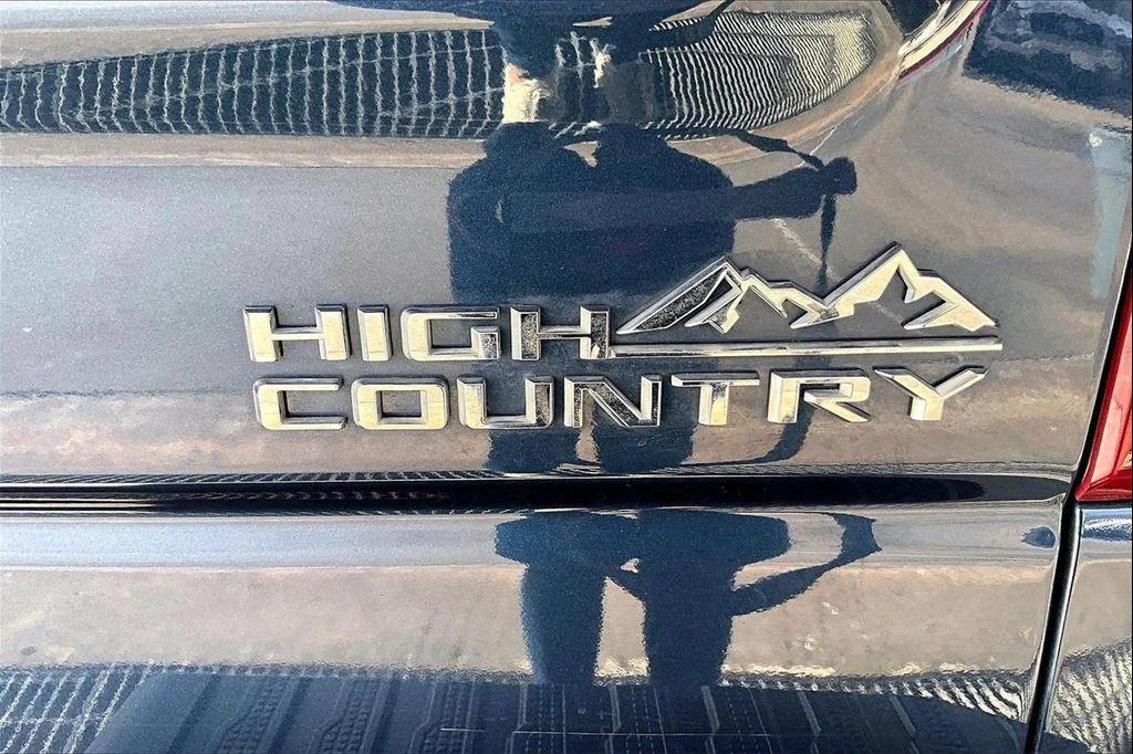 used 2022 Chevrolet Silverado 1500 car, priced at $37,193