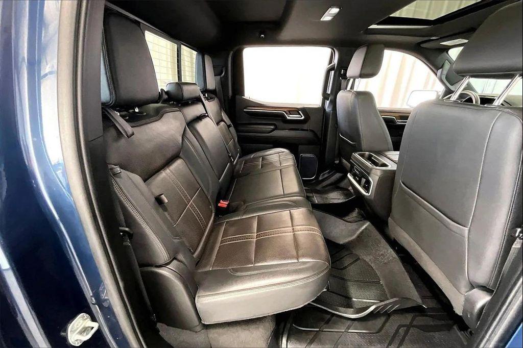 used 2022 Chevrolet Silverado 1500 car, priced at $37,193