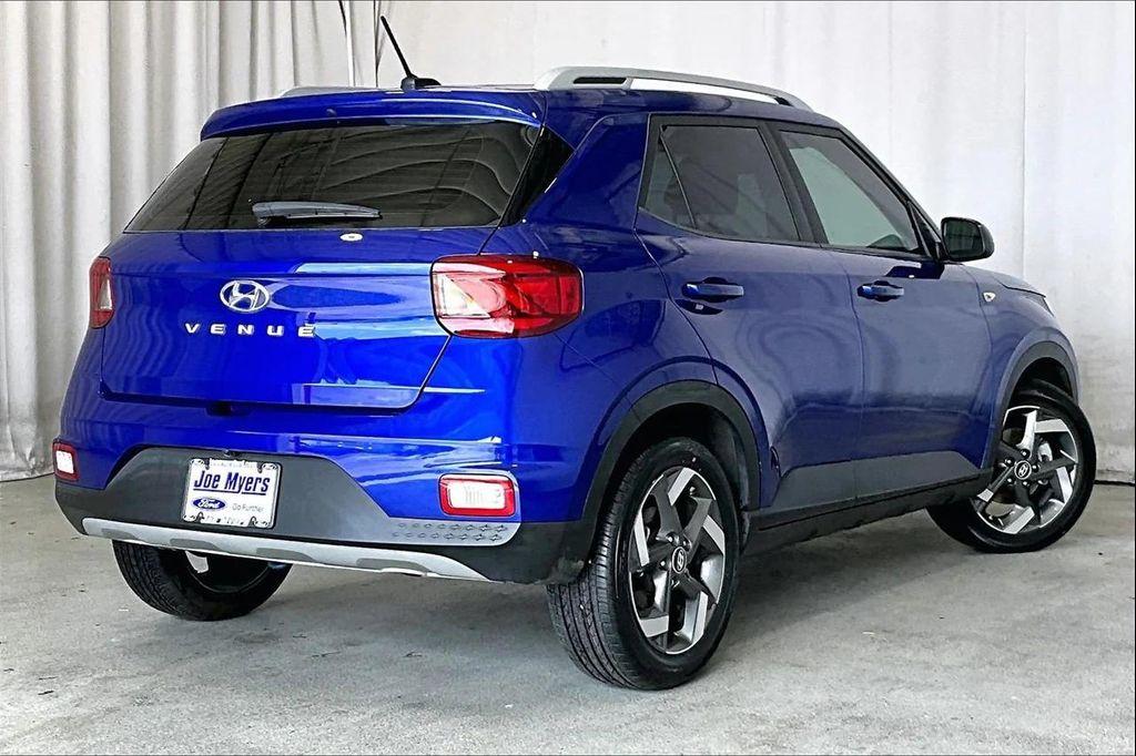 used 2025 Hyundai Venue car, priced at $17,993