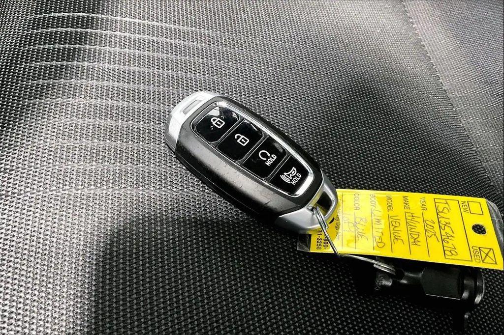 used 2025 Hyundai Venue car, priced at $17,993