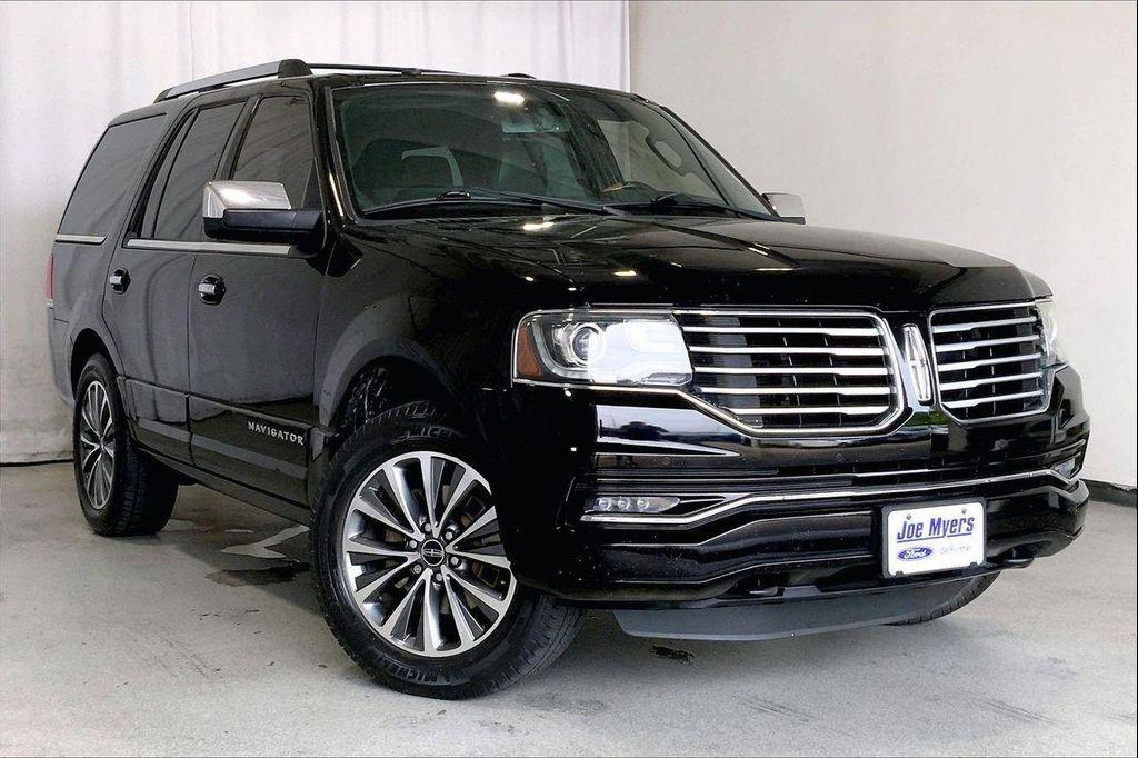 used 2017 Lincoln Navigator car, priced at $18,991