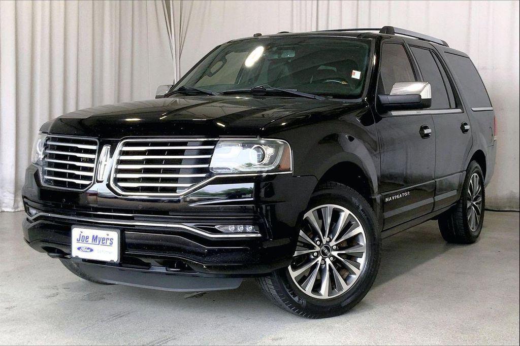 used 2017 Lincoln Navigator car, priced at $18,991