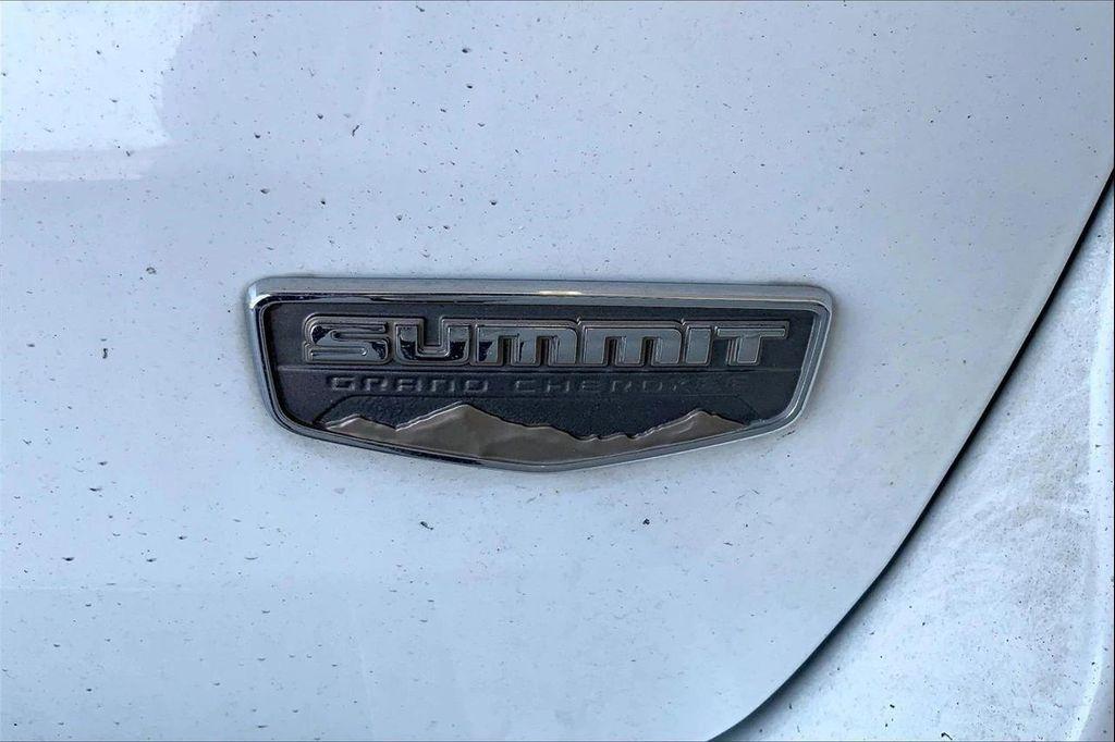 used 2019 Jeep Grand Cherokee car, priced at $19,991