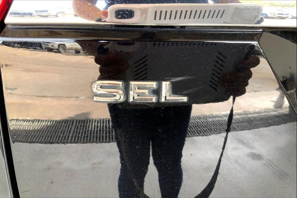 used 2018 Volkswagen Atlas car, priced at $12,991