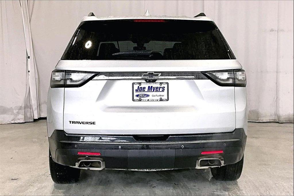 used 2021 Chevrolet Traverse car, priced at $26,491