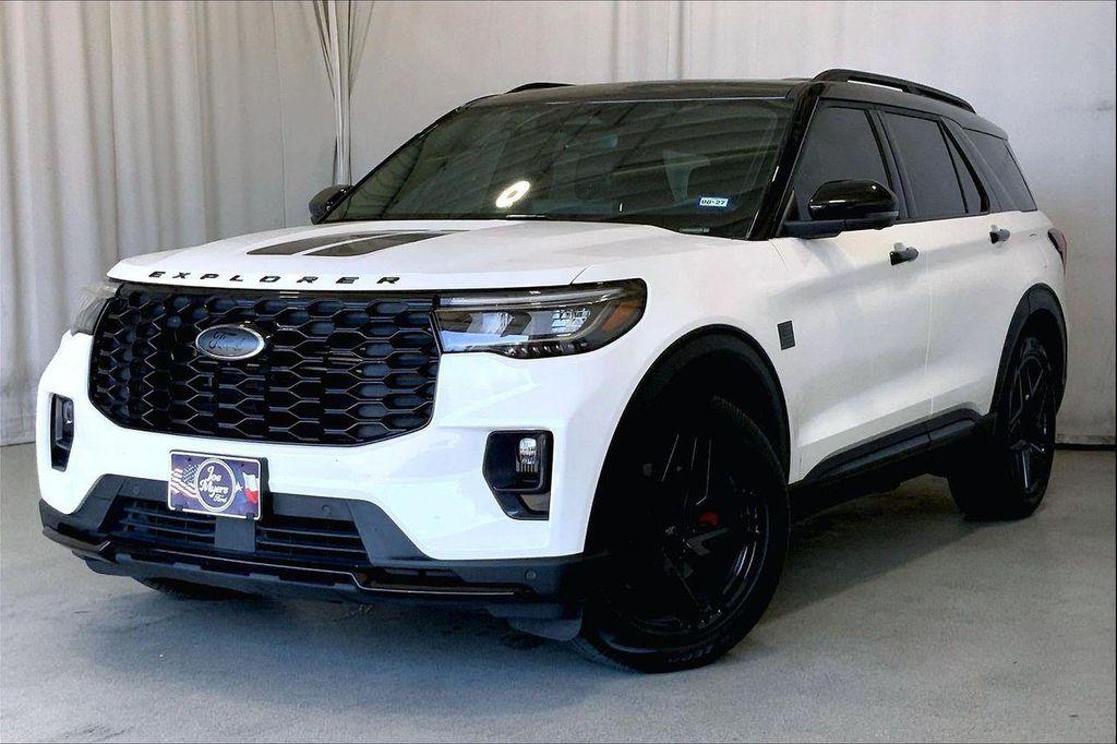 used 2025 Ford Explorer car, priced at $44,128