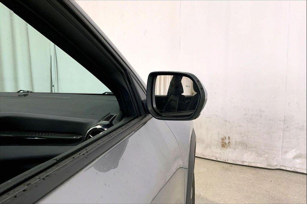 used 2025 Chevrolet Equinox car, priced at $22,991