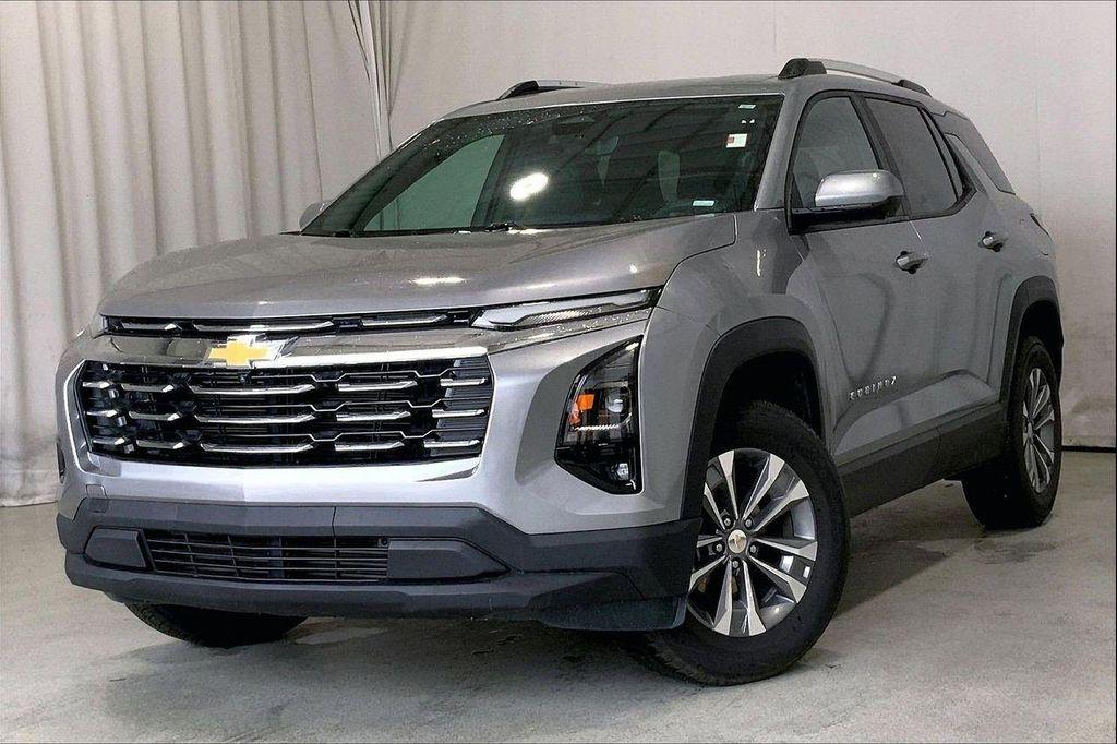 used 2025 Chevrolet Equinox car, priced at $22,991