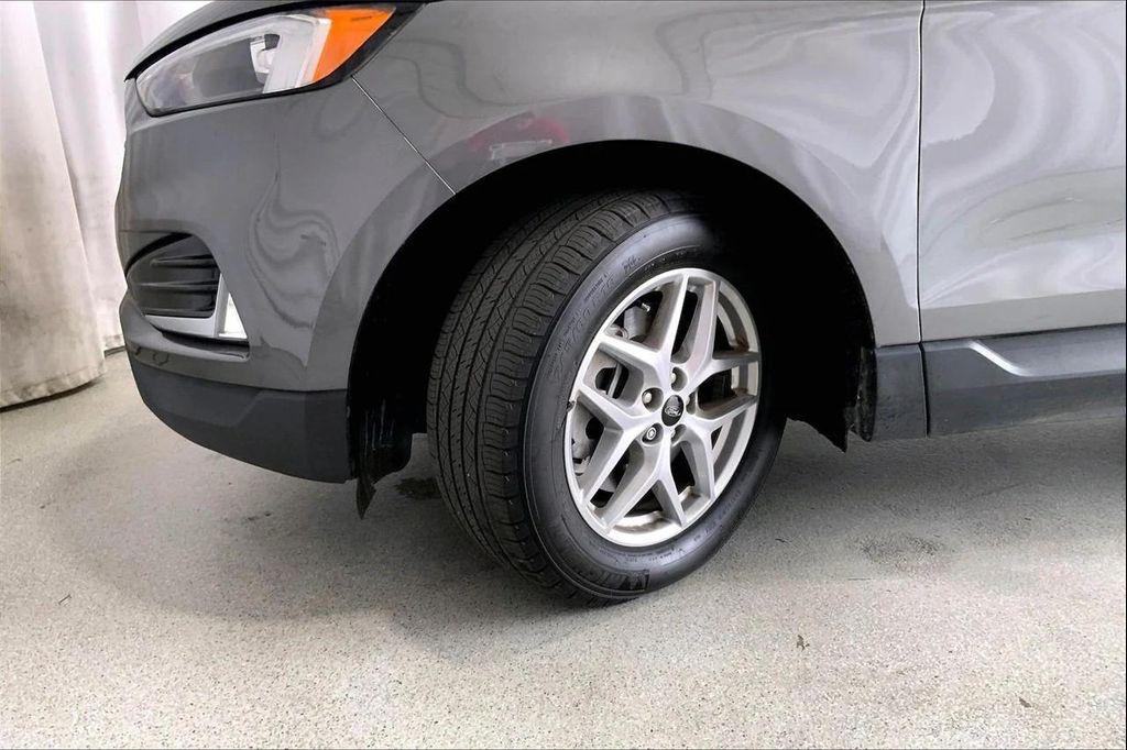 used 2023 Ford Edge car, priced at $22,136