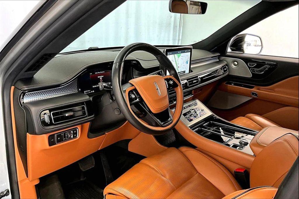 used 2023 Lincoln Aviator car, priced at $52,594