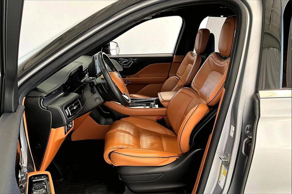 used 2023 Lincoln Aviator car, priced at $52,594