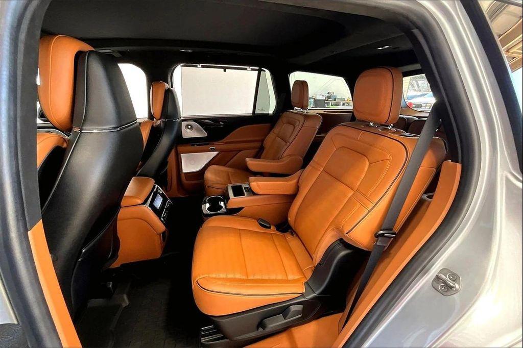 used 2023 Lincoln Aviator car, priced at $52,594