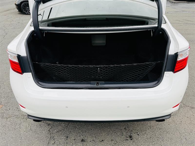 used 2013 Lexus ES 350 car, priced at $17,995