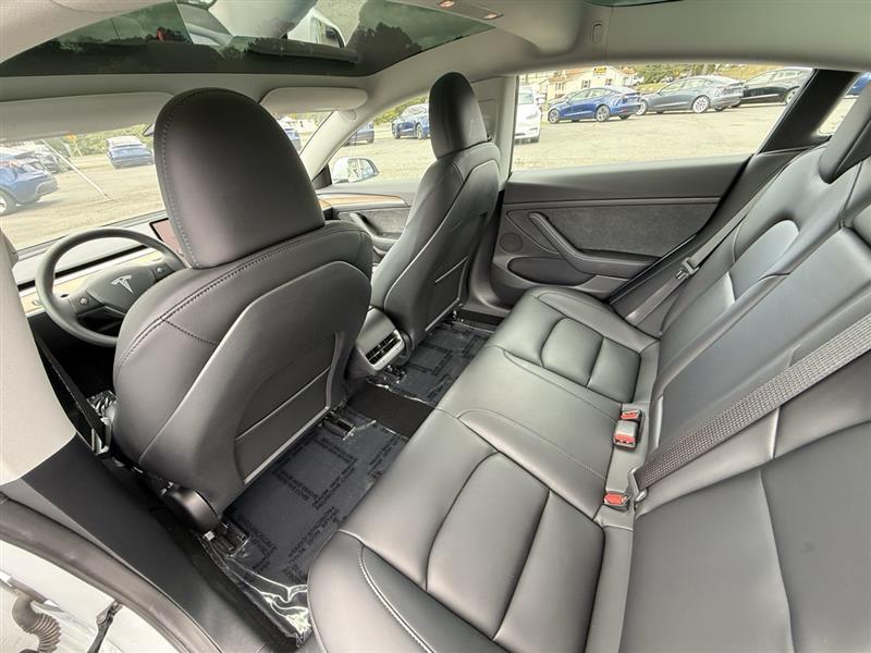 used 2022 Tesla Model 3 car, priced at $30,995