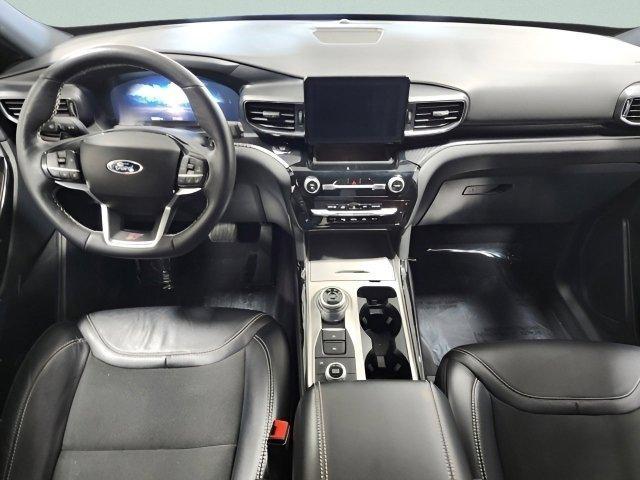 used 2024 Ford Explorer car, priced at $39,993