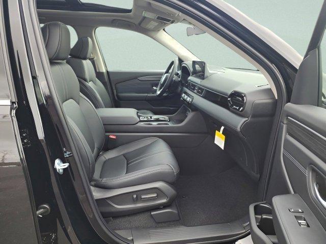 new 2026 Honda Pilot car, priced at $53,995
