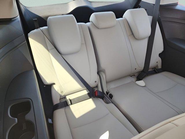 new 2026 Honda Odyssey car, priced at $43,847