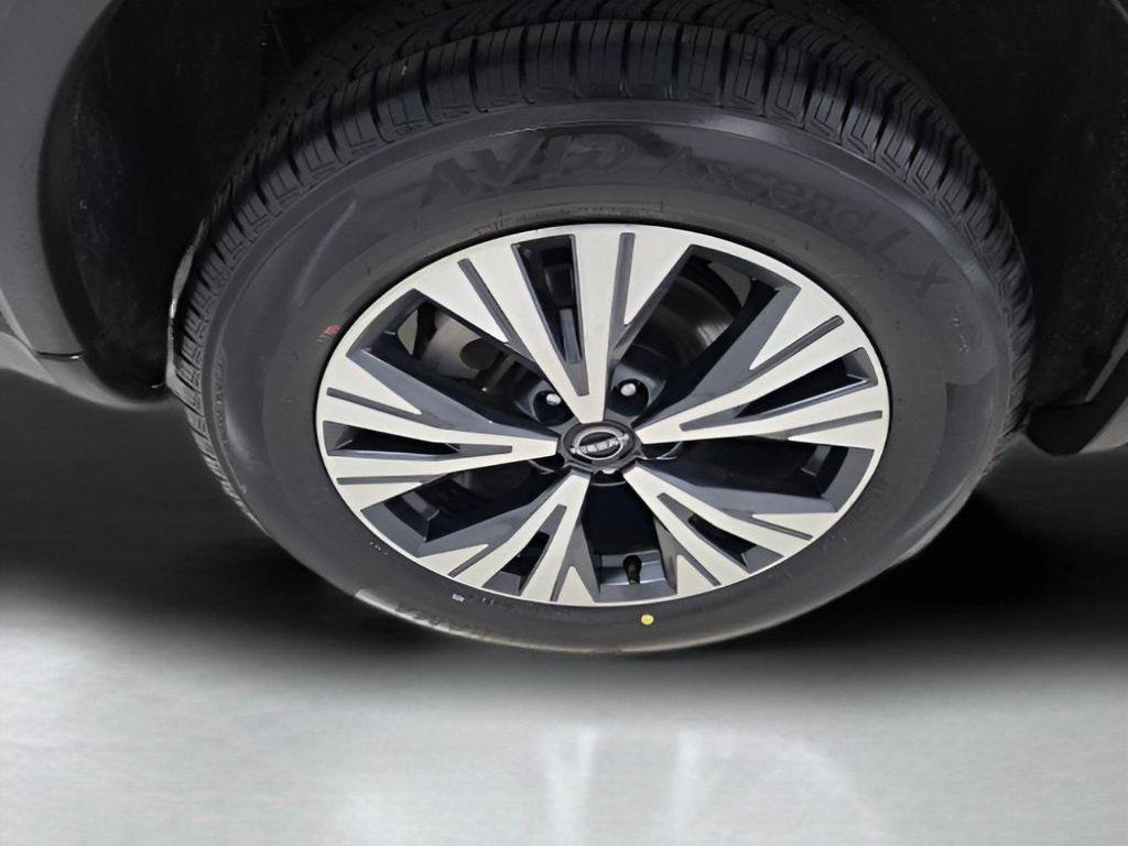 used 2023 Nissan Rogue car, priced at $22,021