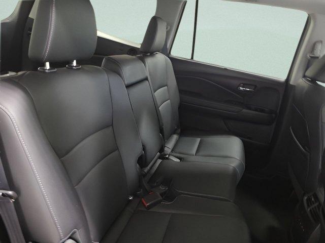 used 2021 Honda Pilot car, priced at $19,323