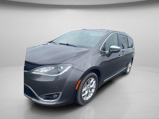 used 2019 Chrysler Pacifica car, priced at $12,989